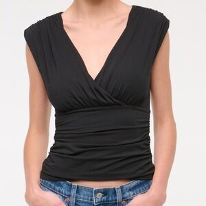 Abercrombie V-Neck Rushed Top Black Medium